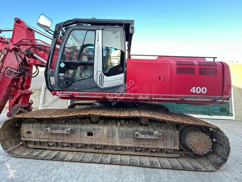 Escavadora Hitachi