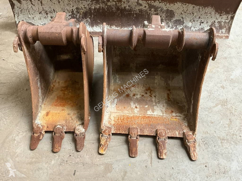 Escavadora Bobcat E 50 EM