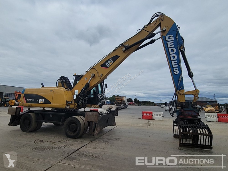 Escavatore Caterpillar