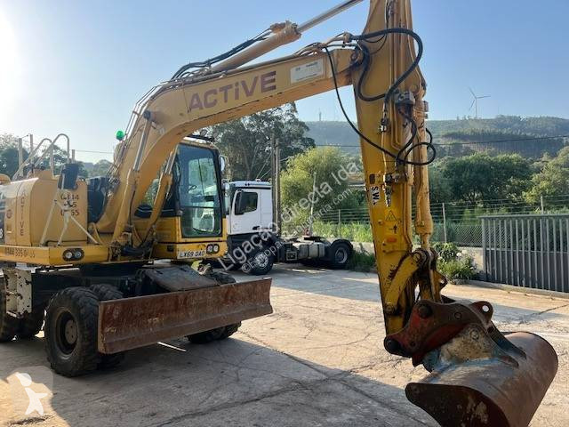 Escavatore Komatsu PW 148-10