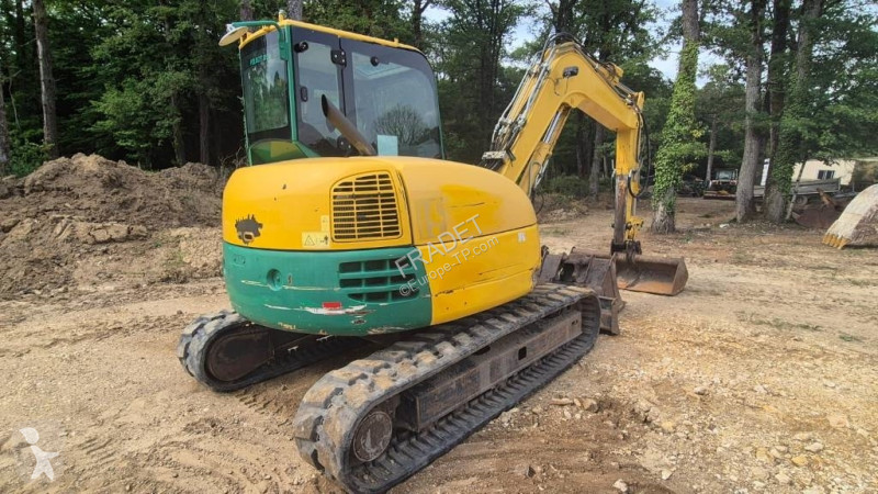 Escavadora Komatsu MR-3