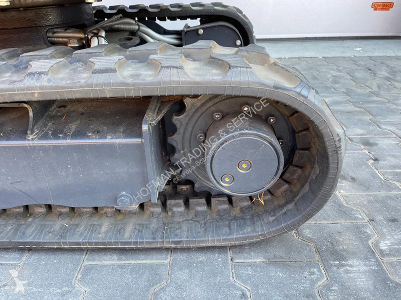 Escavadora Hitachi ZX17U