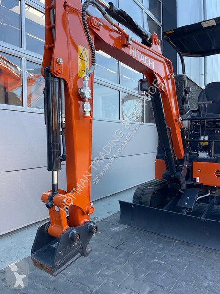 Escavadora Hitachi ZX19-6