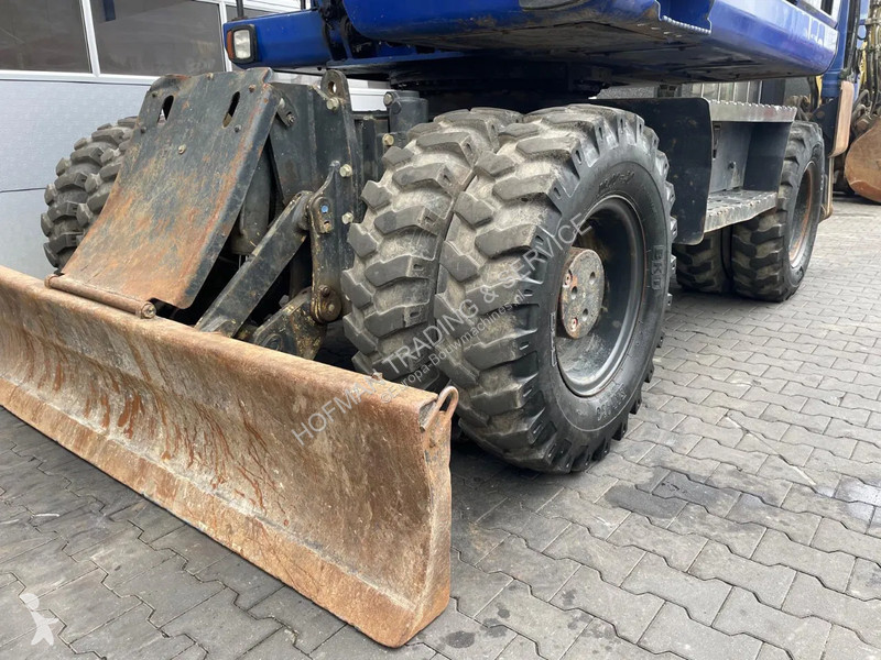 Graafmachine Komatsu PW148-8