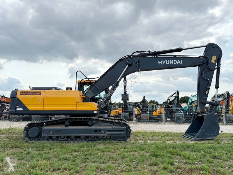 جرافة Hyundai HX360L - New / Unused / Hammer Lines