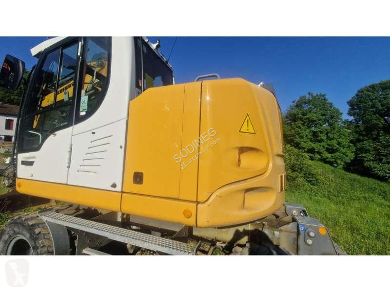 Lopatový nakládač Liebherr A COMPACT