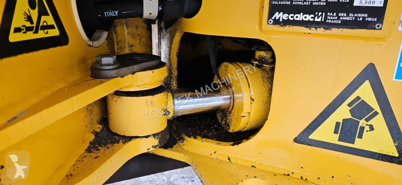 Excavator Mecalac