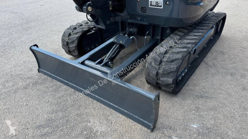 Escavadora Rippa R32 PRO