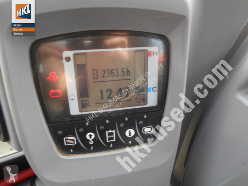 Escavadora Kubota KX 080-4