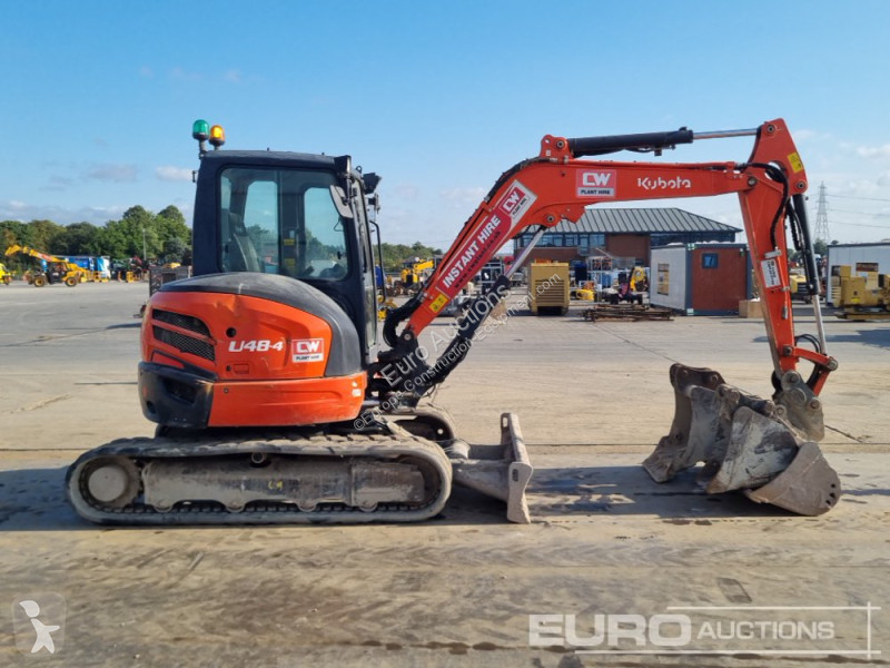 Escavadora Kubota U48-4