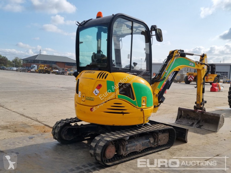 Escavatore JCB