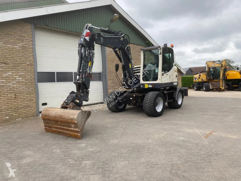 Excavator Terex