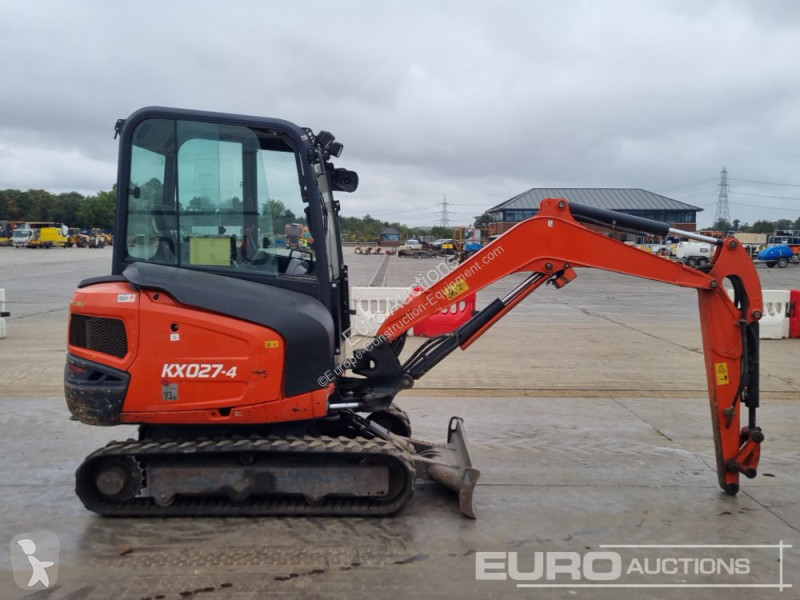 Escavadora Kubota KX027-4