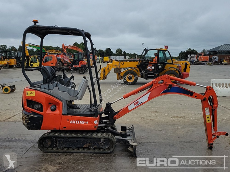 جرافة Kubota KX016-4
