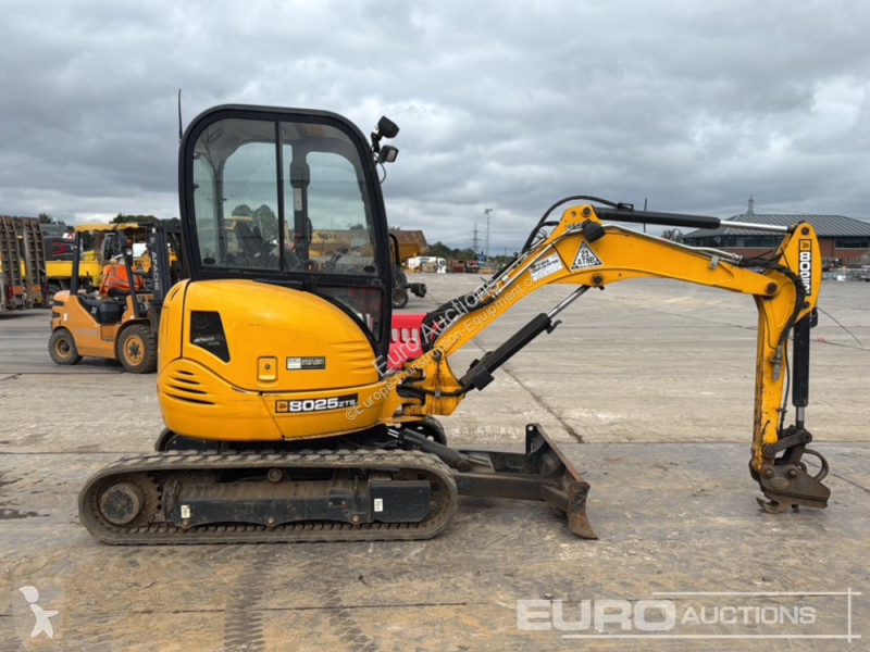 Excavator JCB L