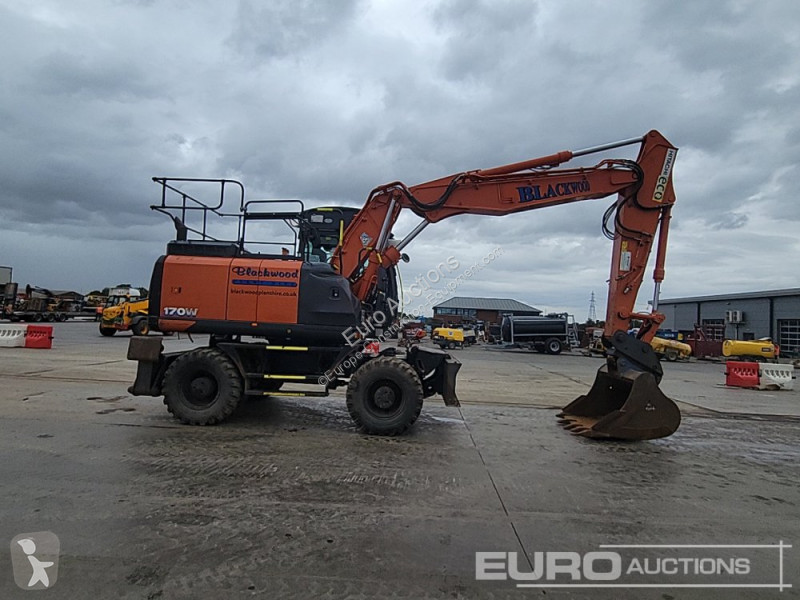 Lopatový nakládač Hitachi -6