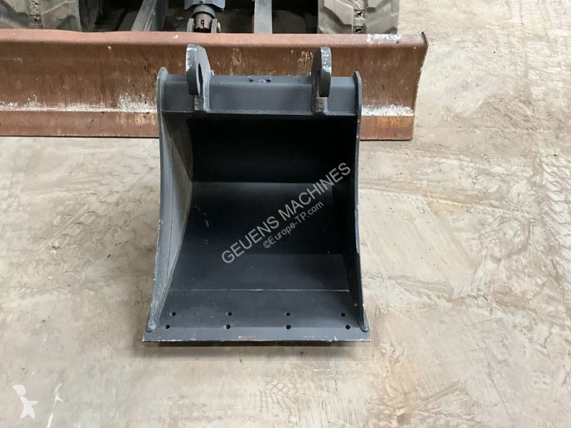 Escavadora Bobcat E 50 EM
