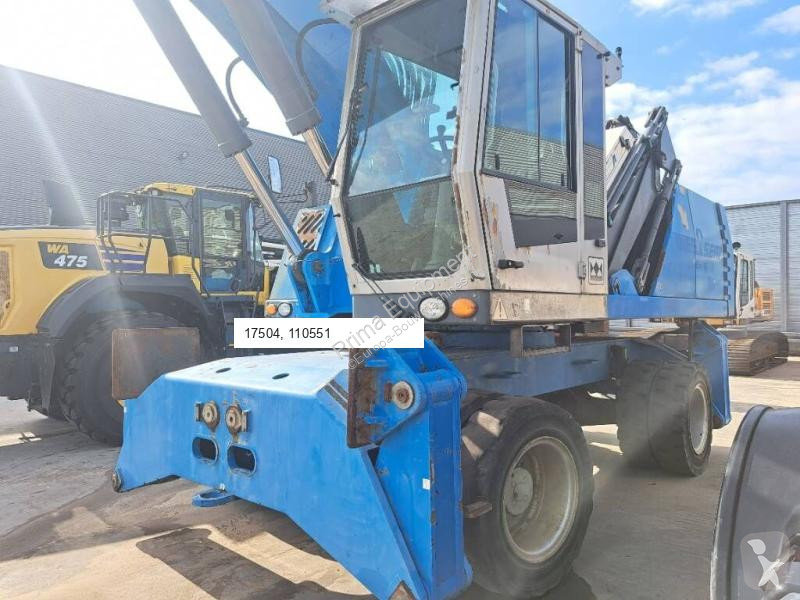 Skovl Fuchs MHL360D with low hour engine + grapple