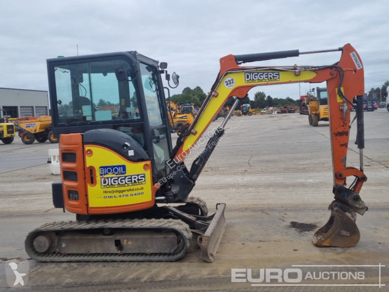 Excavadora Hitachi ZX26U-5A CLR