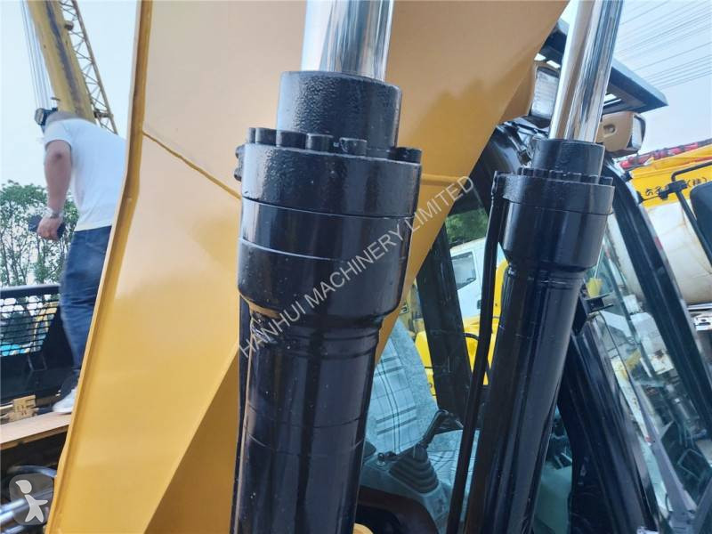Escavatore Caterpillar 320D2L