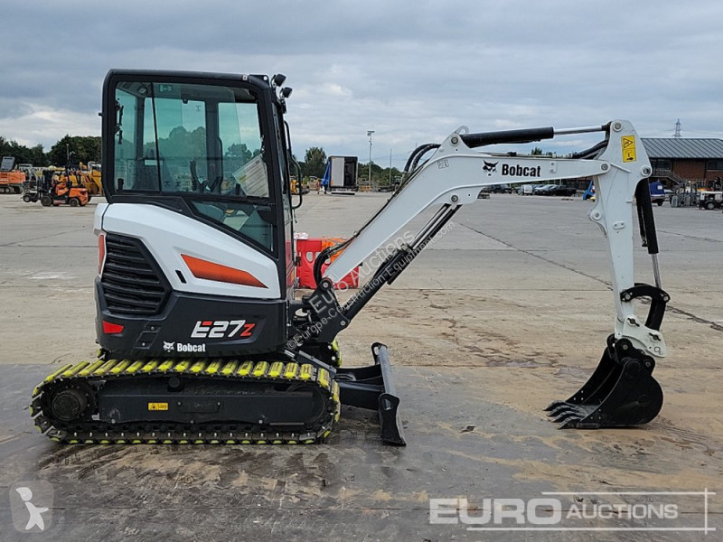 جرافة Bobcat E27Z