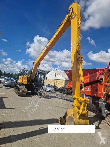 Excavator JCB +T4F