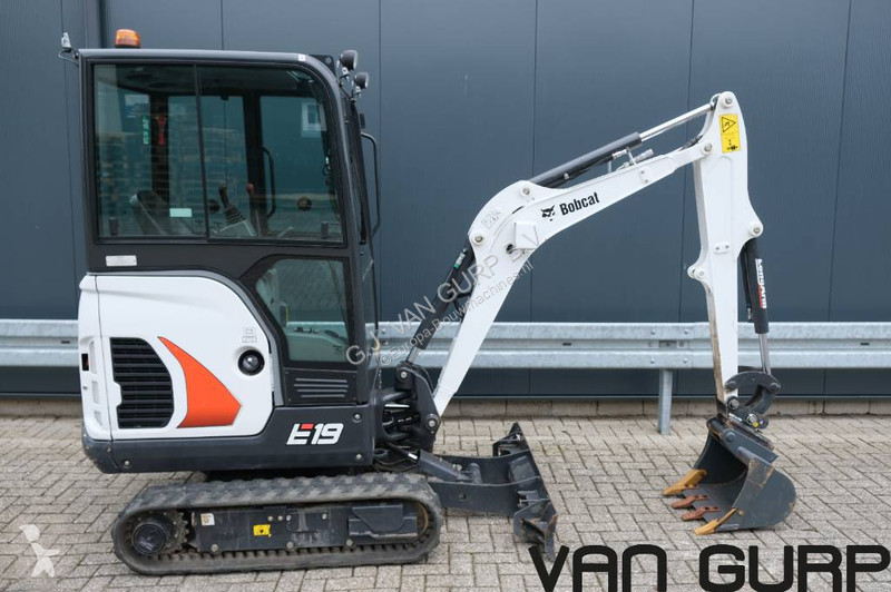 Escavadora Bobcat E19 | 2023 | 477h