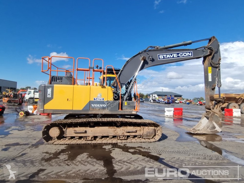 Excavator Volvo EC200EL