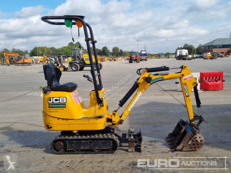 Lopatový nakládač JCB