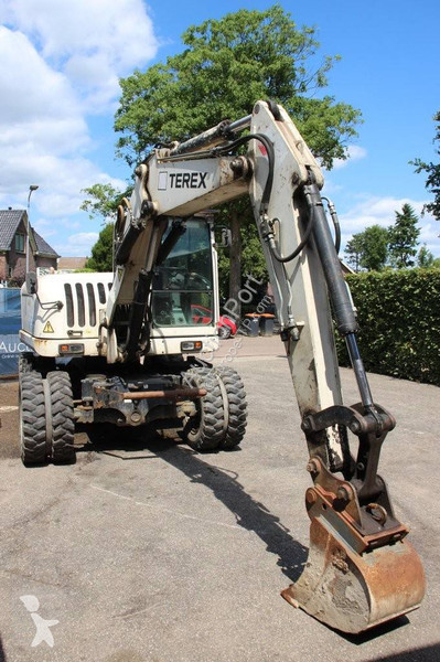 Excavator Terex