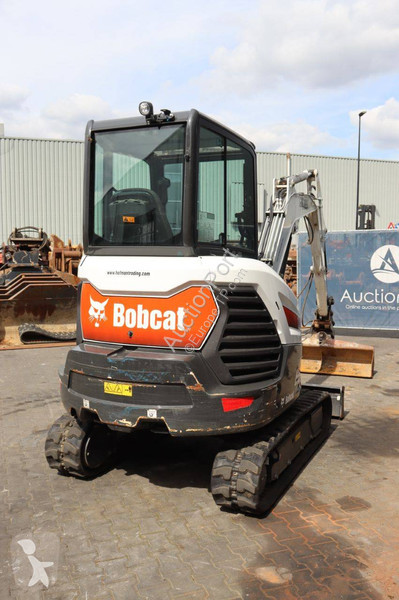 جرافة Bobcat E34