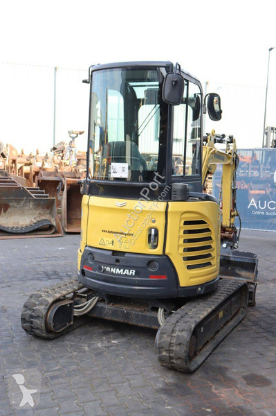 Escavatore Yanmar VIO23-6