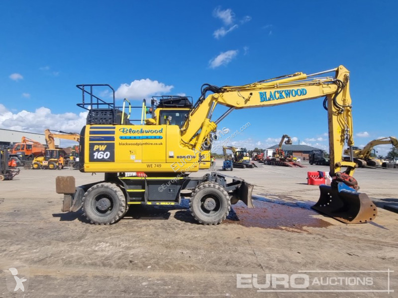 Excavator Komatsu -11