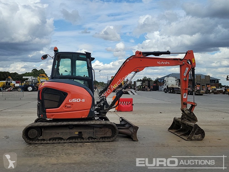 Lopatový nakládač Kubota U50-5