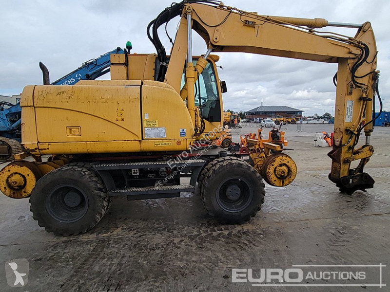 Escavatore Caterpillar