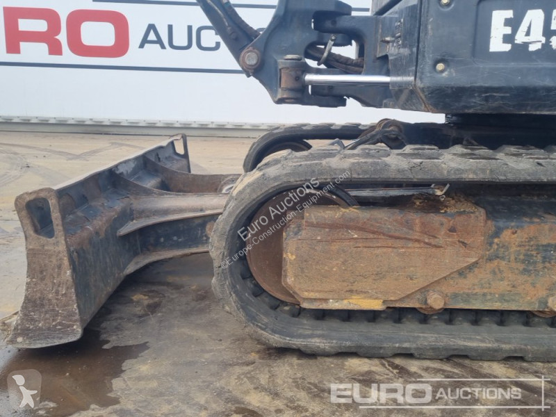 Escavadora Bobcat