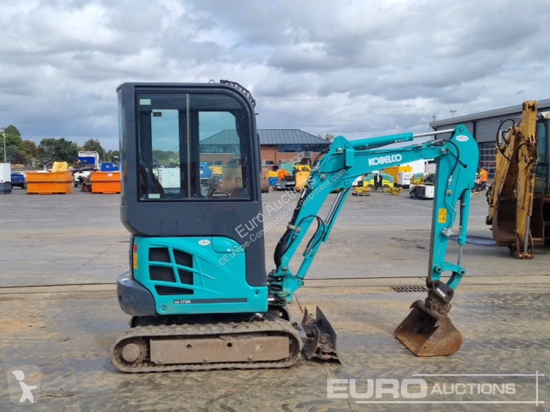 Escavadora Kobelco SK17SR-3E