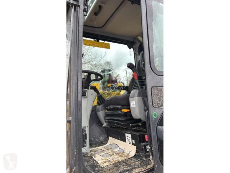 Graafmachine Komatsu MR-11E0