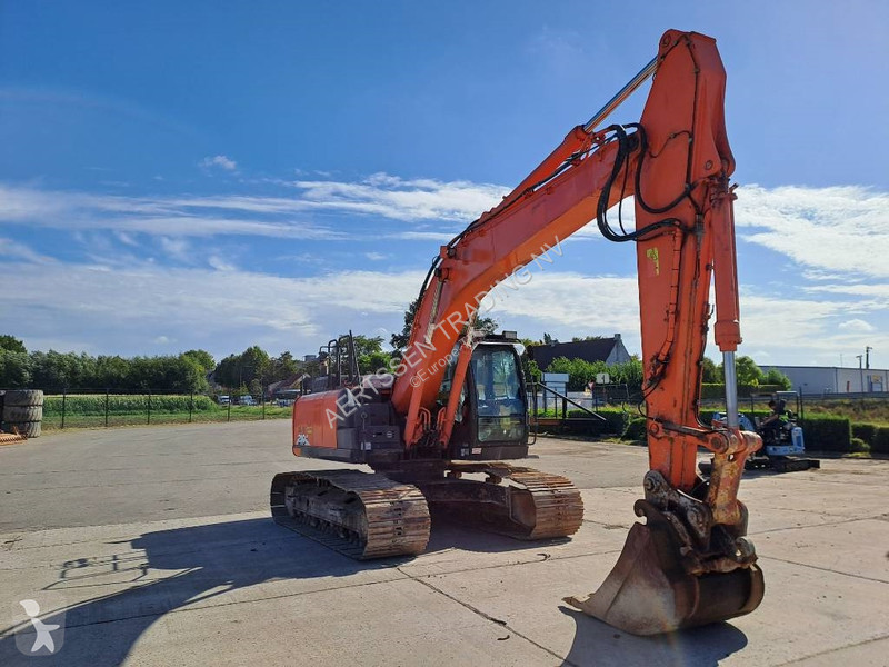 Excavator Hitachi -6