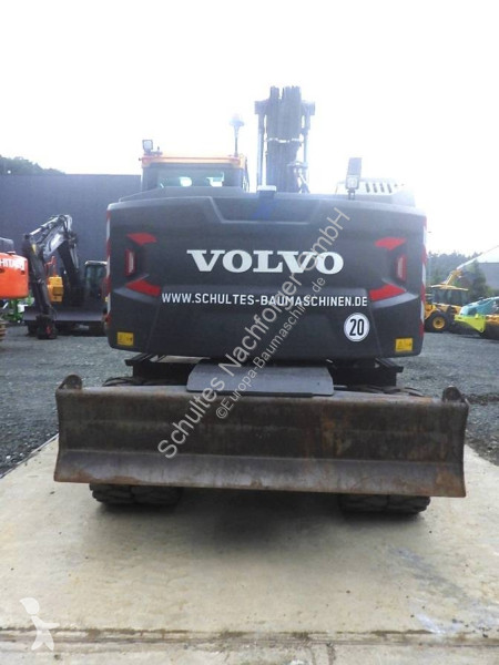 Escavadora Volvo EWR E