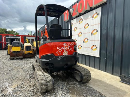 Escavadora Kubota u27-4 à 20 500€ ht