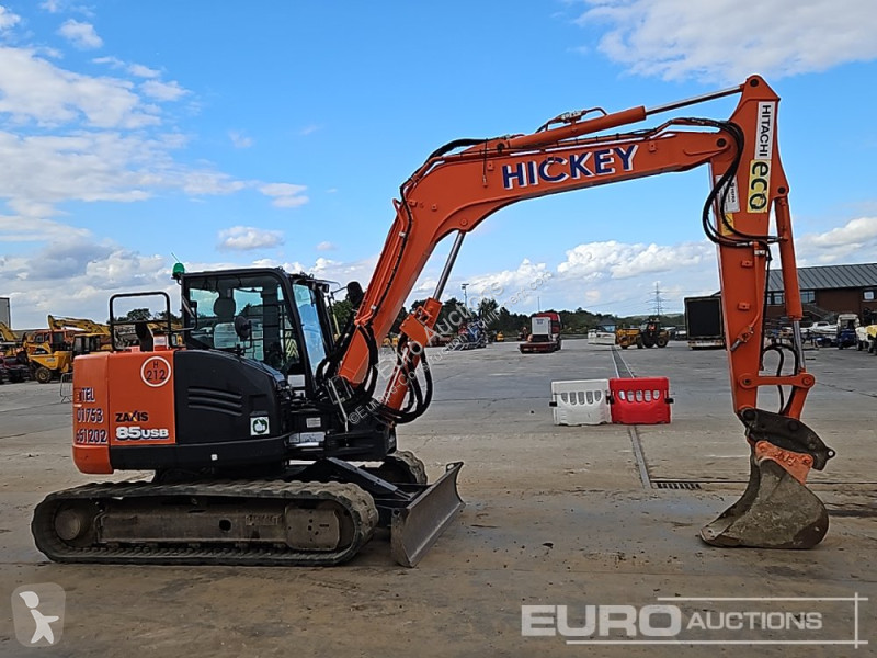 Escavatore Hitachi B-6