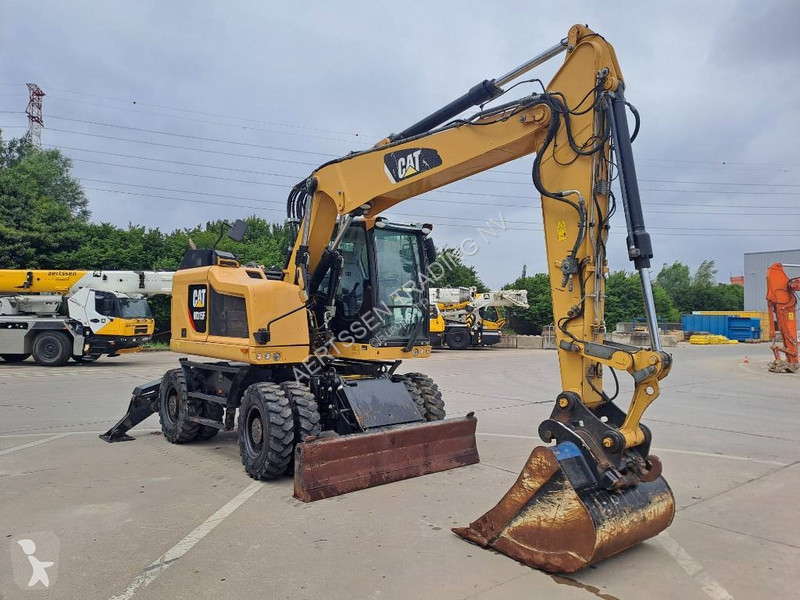 Excavator Caterpillar F