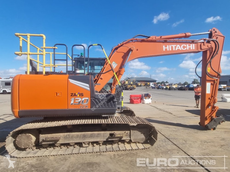 Excavadora Hitachi -7