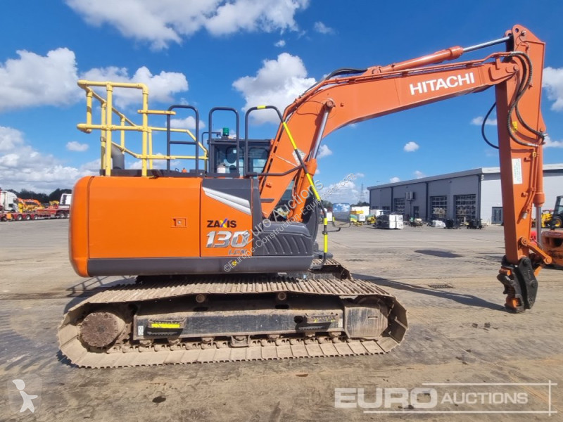Excavadora Hitachi -7