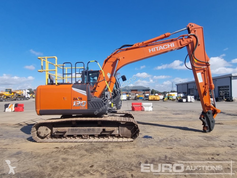 Excavadora Hitachi -7