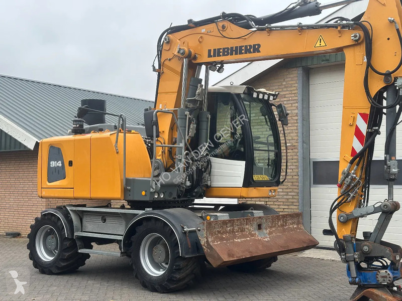 Escavadora Liebherr A