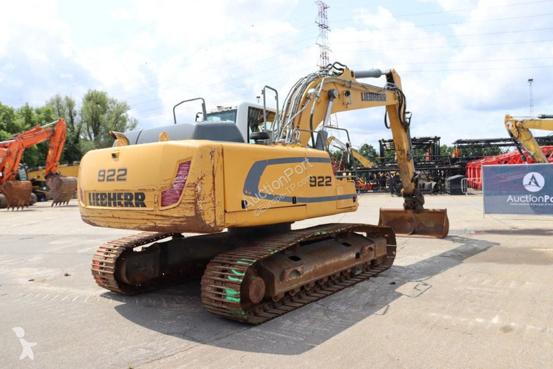 Escavatore Liebherr R922