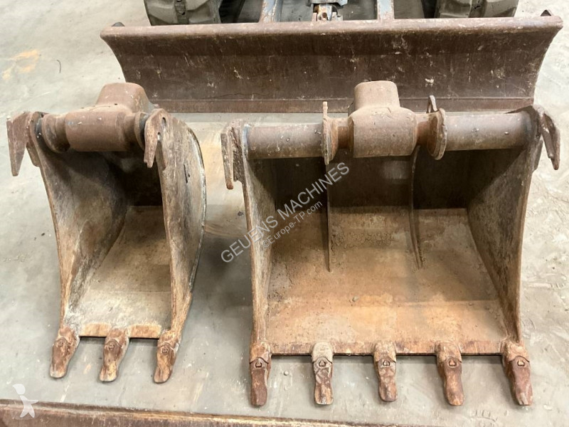 Escavadora Takeuchi