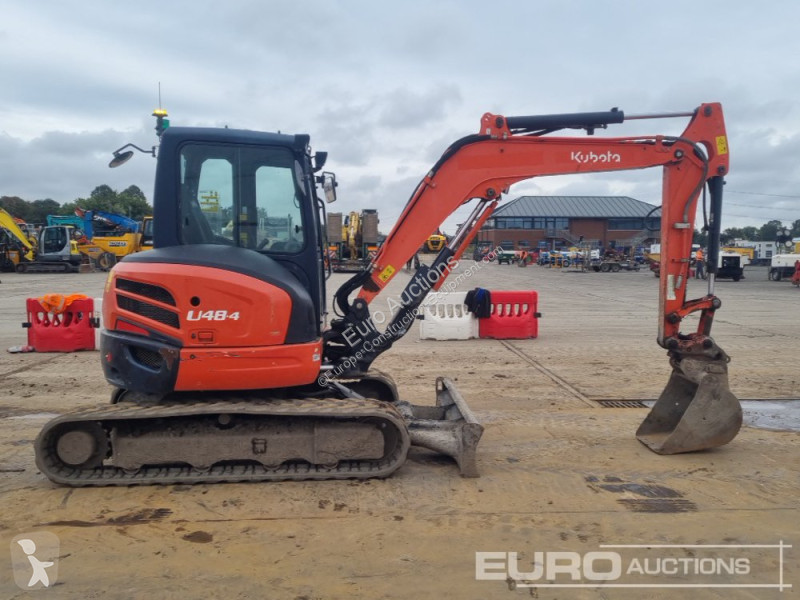 Lopatový nakládač Kubota U48-4